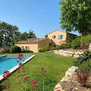 Chante Coucou Villa